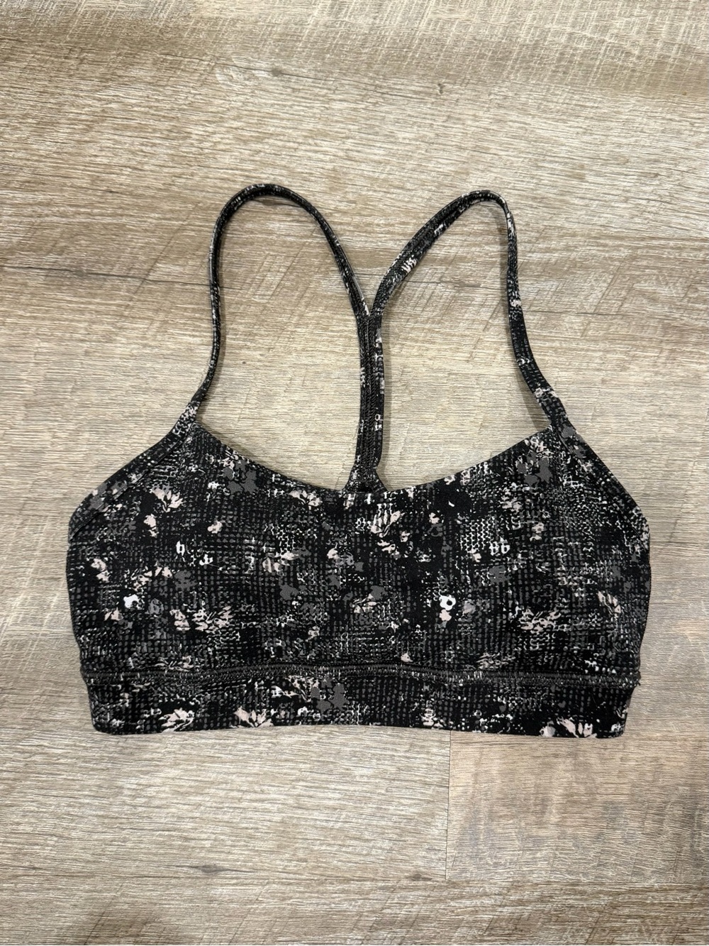 Lululemon Flow Y Bra Nulu Size 4 Equalized Multi Light Support B/C EUC - Picture 4 of 7